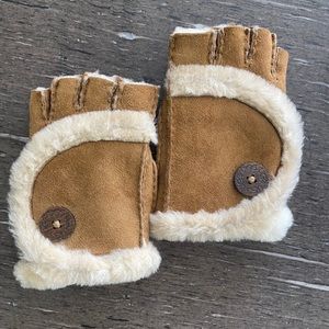 UGG Premium Fingerless Sheepskin Gloves